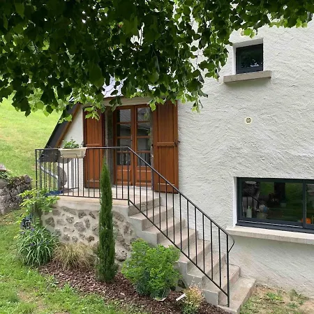 Charmante Maison Salers Cantal Hébergement de vacances Saint-Projet-de-Salers